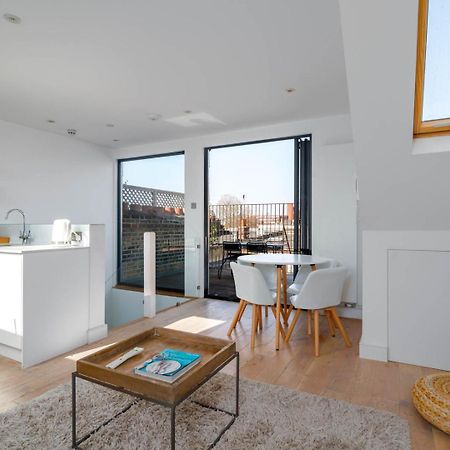 Guestready - Top Floor West Kensington Home لندن المظهر الخارجي الصورة
